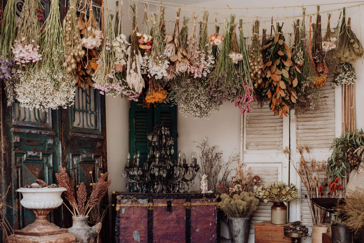 Neutral Dried Florals – Moss Flower Shop